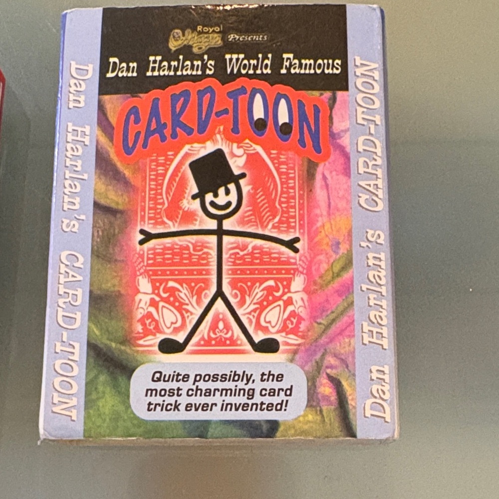 's Card-Toon Magic Card Trick - Black and Red